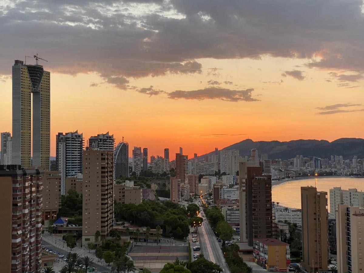 Апартаменты Coblanca 27 - Playa De Poniente Бенидорм Экстерьер фото